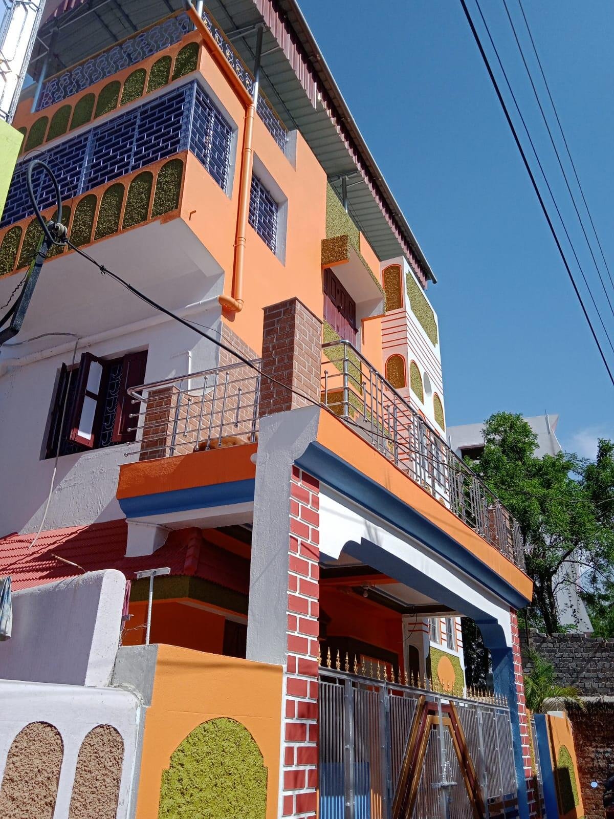 Deshbandhu Road