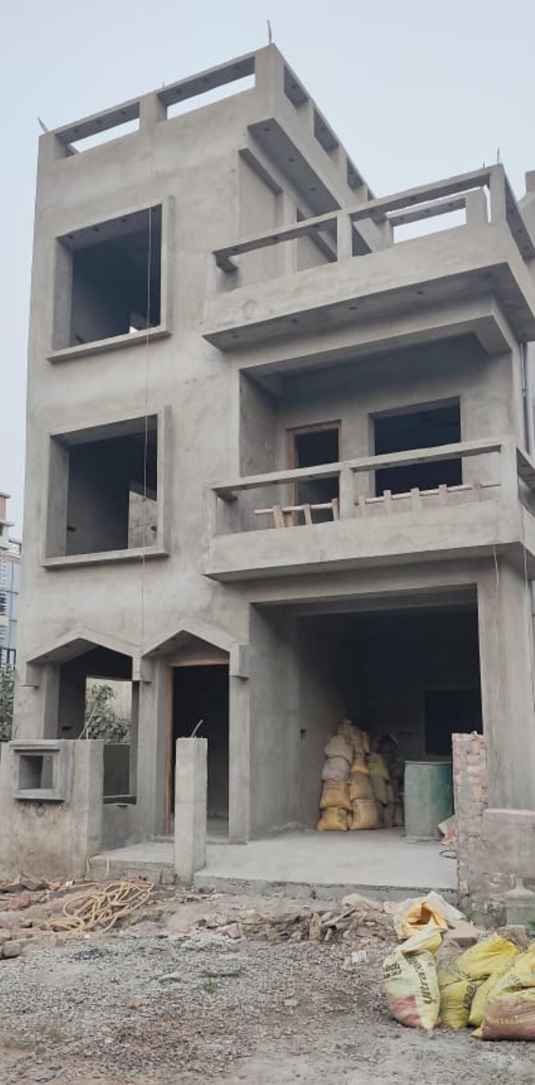 House/Villa .USE Kolkata West International City