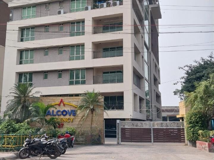 Alcove Regency