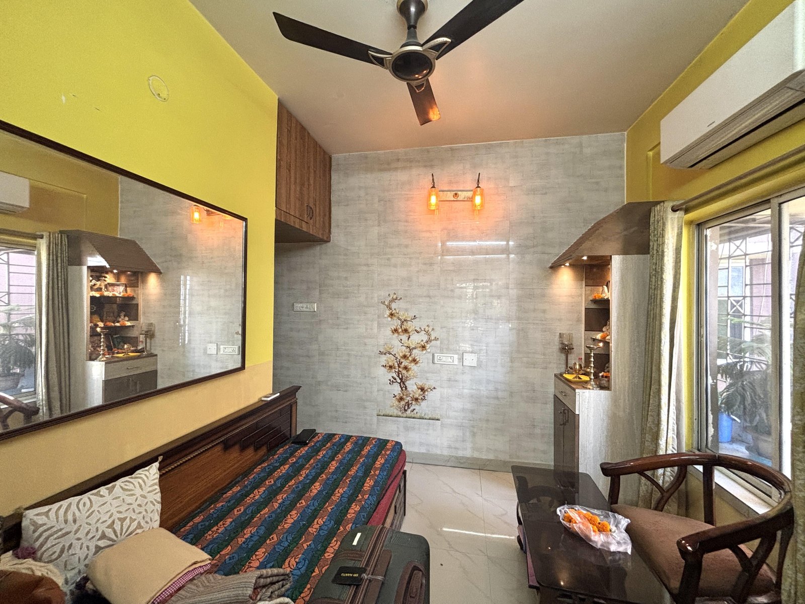 Luxurnis Home