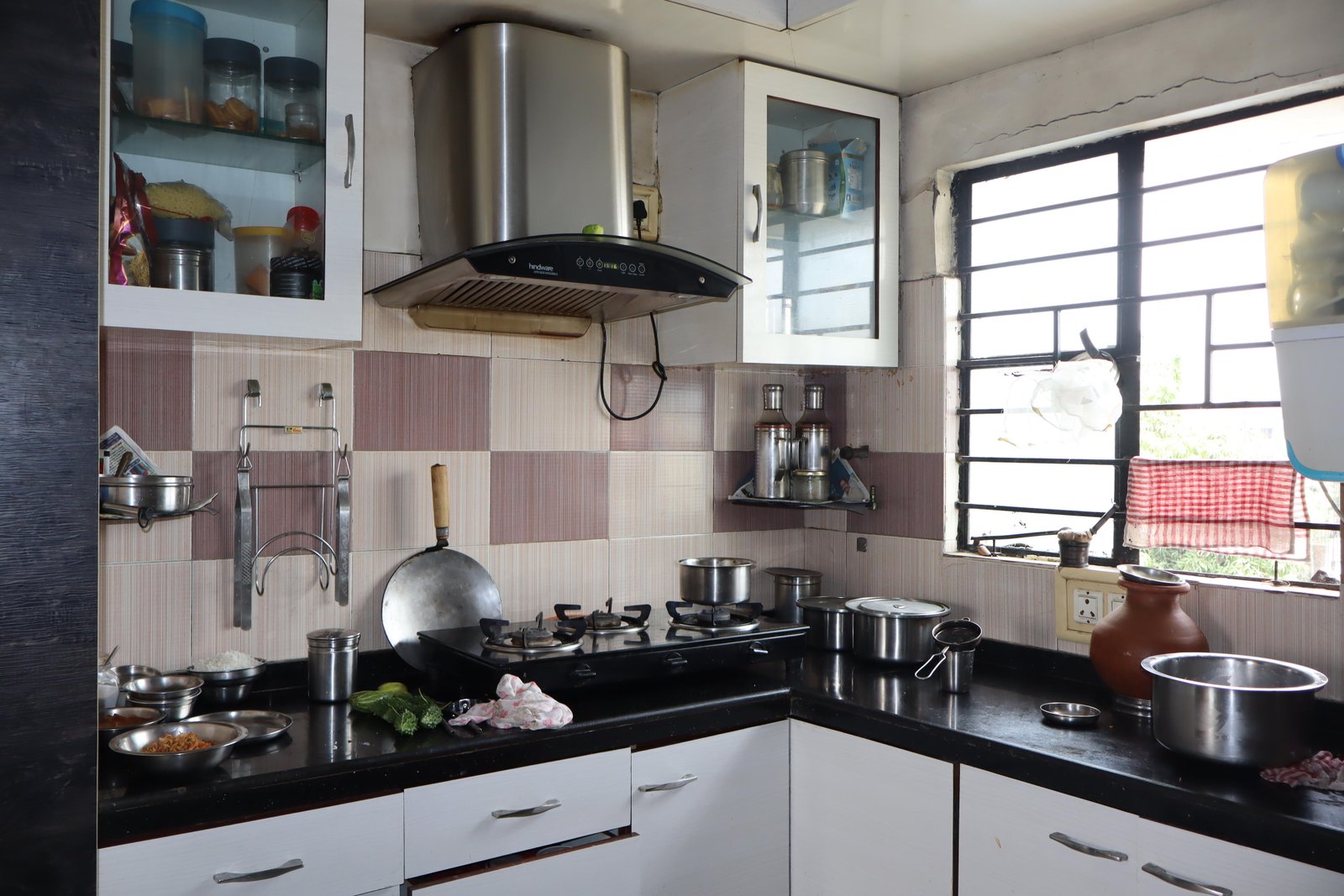 Alaknanda apartment